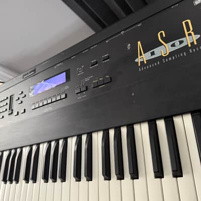 ASR-10 Advance Sampling Recorder with Extras