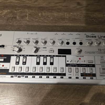 Roland TB-03 Boutique