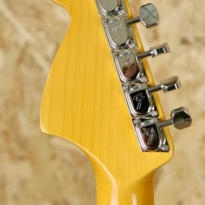 2023 Fender American Vintage II 1973 Stratocaster in Mocha + Original hardcase - Pre-owned image 16