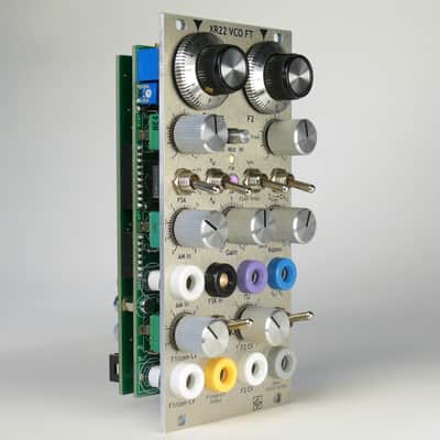 XR22 VCO FT - with amplitude modulation and FSK - banana version Helene image 7