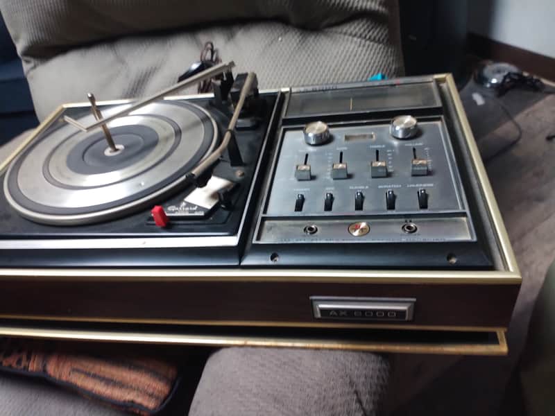 Garrard Modular Stereo Systems AX6000 Garrard 2025tc 4speed Automatic TurnTable. Solid State Circuitry. image 1