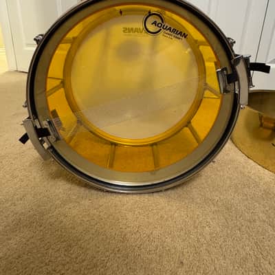 Pearl Free-Floating Snare Drum 14x6.5” (2nd Gen) 90s - Acrylic Crystal Beat + Brass Shell image 4