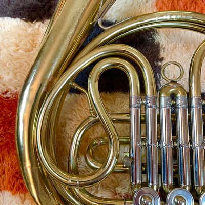 Used York Single French Horn 3 Valve F Key With Case And Mouthpiece (See Video) image 6