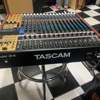TASCAM Model 24 Multitrack Recorder / Mixer / USB Interface 2018 - Present - Black with Wood Cheeks image 4
