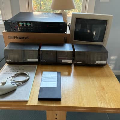 Roland S550 Digital Sampler 1988 - Black