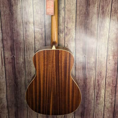 Teton STA105NT Acoustic Auditorium Solid Cedar Top image 5