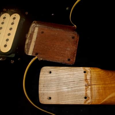 St. Blues  Strings & Things Guitar Blues King IV 1982 Wine. EXTREMELY RARE.  Mahogany Body. Memphis image 15