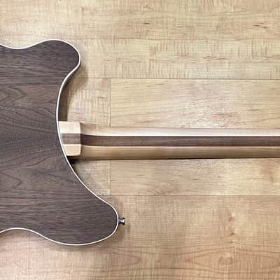 Rickenbacker 360W 6-String Electric Guitar Walnut Bild 3