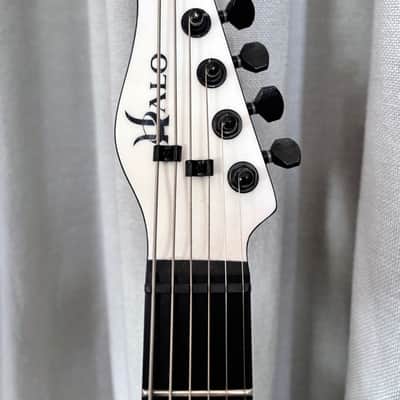 Halo Salvus-6 Baritone Solid White Satin 2022 w/ EverTune, Fishman Fluence & Rechargeable Battery image 3