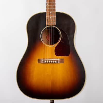 Gibson Custom Acoustic 1942 Banner J-45, Vintage Sunburst | Demo image 1