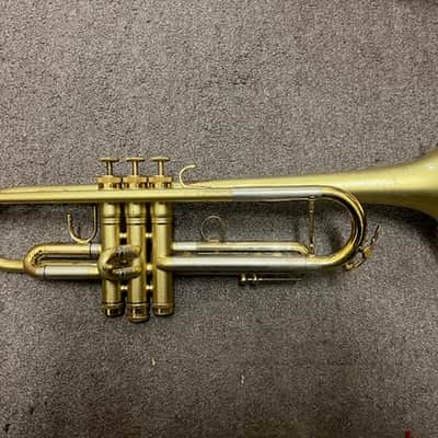 King Legend Bb Trumpet Model 2070 | Reverb