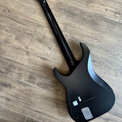 ESP E-II Horizon NT-7B Hipshot 2014 - Present - Black Satin image 9