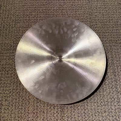 Zildjian 14" A Series New Beat Hi-Hat Cymbals (Pair) 2013 - Present - Traditional image 3