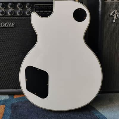 Epiphone Les Paul Custom 2024 - Alpine White image 8