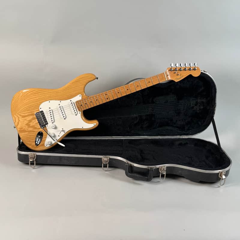 1997 Fender American Standard Stratocaster Natural