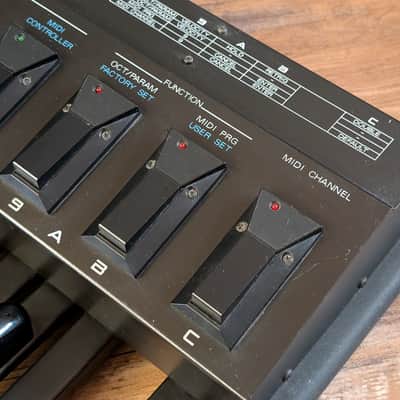 Roland PK-5 Bass Dynamic MIDI Pedal Keyboard Battery Powered Great Shape W/Manual & PSU image 4