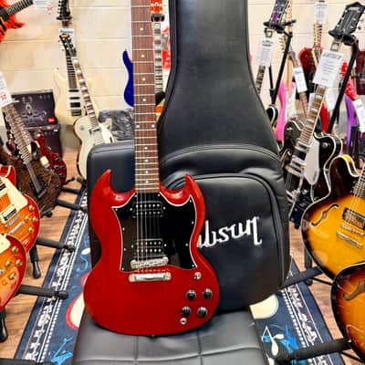🍒2022🍒 Gibson SG Tribute~ Worn Satin Cherry USA + Deluxe Gig Bag~ Cherished! image 2