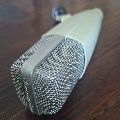 Vintage Script Logo Sennheiser MD 421-HL Cardioid Dynamic Microphone 1960s White image 5