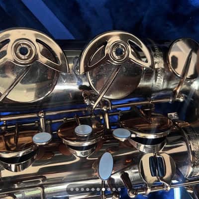 JL Woodwinds Tenor Saxophone + case + mouthpieces image 4