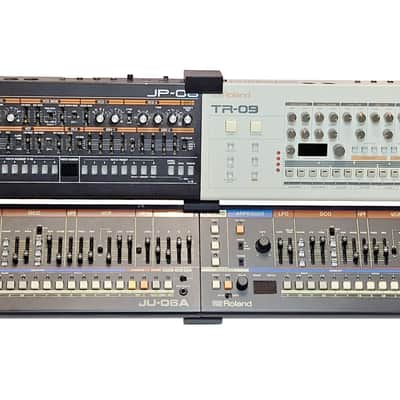 The Analog Source 2 Tier Quad Synth Desktop Mounting Stand For Roland Boutique Series A-05 D-05 SH-01A TB-03 Bassline Synthesizers image 3