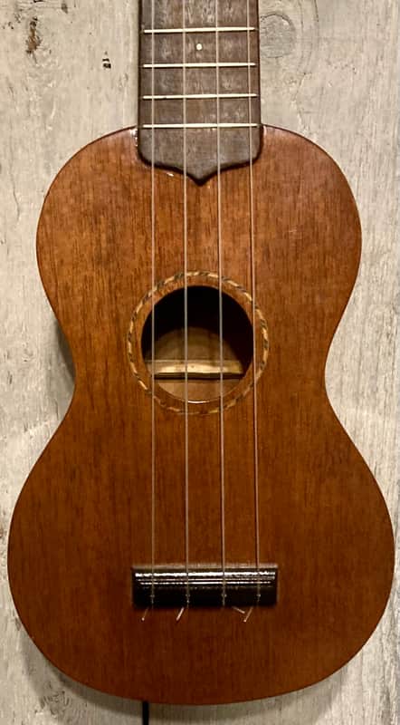 Beatiful 1920's Gibson Style 1 Soprano Ukelele, Support Brick and Mortar Shops! image 1