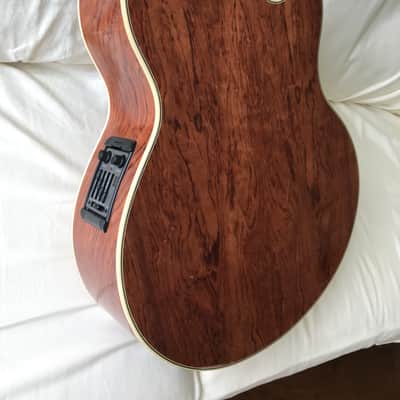 Left Handed Warwick 6 String Fretless Alien Bass in Excellent image 17