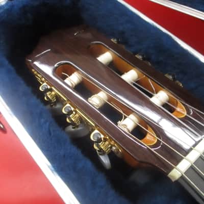 Cordoba 50 R Classical Guitar w/ Humicase Solid cedar Top made in Spain! image 4