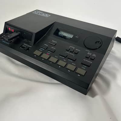 Roland MT-100 Synth & Sequencer combo with USB drive image 3