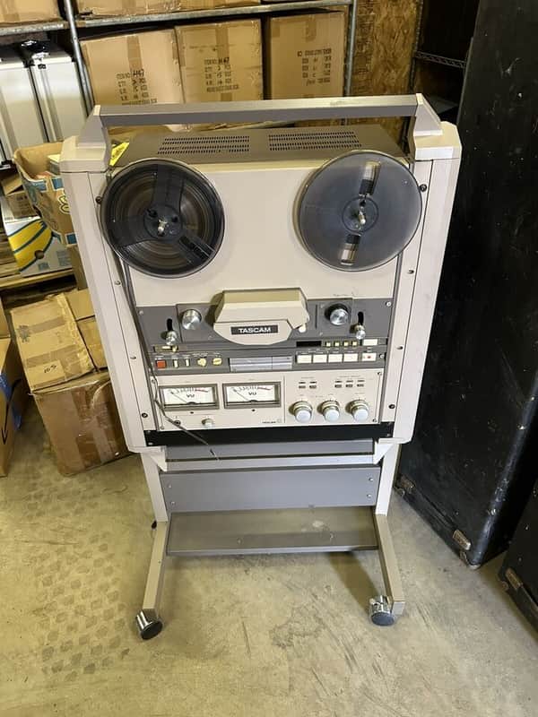 Tascam 42-NB Tascam 42nb 2 Tracks 2 Channels Studio Quality Mastering Recorder image 1
