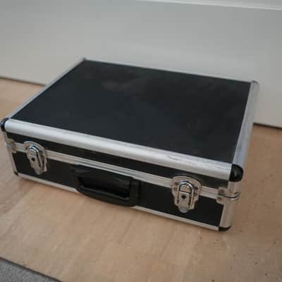 Roland MC-307 - REFURBISHED (+flightcase, new cables) image 9