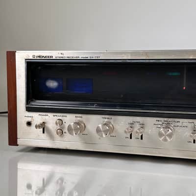 Pioneer SX-737 Vintage Stereo Receiver (1974) image 4