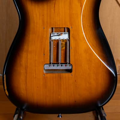 1991 Fender American Vintage 57 Stratocaster 2-tone Sunburst - AVRI - with original hardcase and accessories image 9