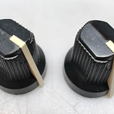 2pcs VGC Vintage Fender Amp 1990 Replacement Black Knobs w/ White Pointer image 3