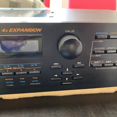 Roland JV-1080 64-Voice Synthesizer Module 1994 - 2001 - Black image 4