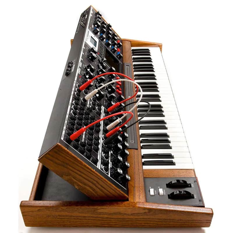 Moog Minimoog Voyager XL 61-Key Monophonic Synthesizer image 3