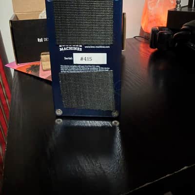 KMA Audio Machines Queequeg 2 Sub Generator 2022 - Present - Navy / Teal image 2