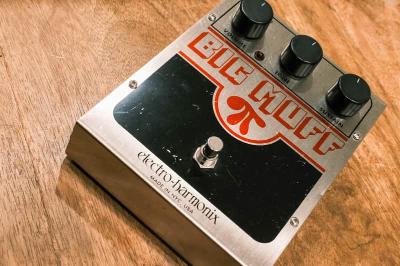 Electro-Harmonix Big Muff Pi 2000 - Present - Silver / Black / Red image 1