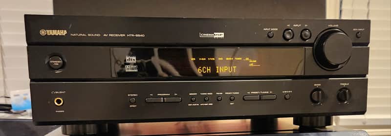 Yamaha Yamaha HTR-5540 A/V receiver with Dolby Digital, DTS, and Dolby Pro Logic II 90s - Black image 1