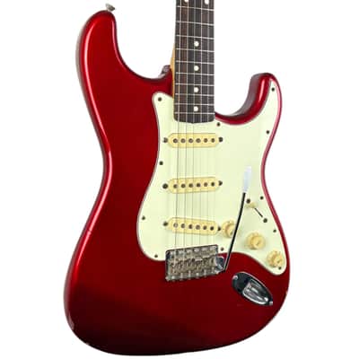 Fender Japan 62 Reissue Stratocaster 2002-2004 - Candy Apple Red image 2