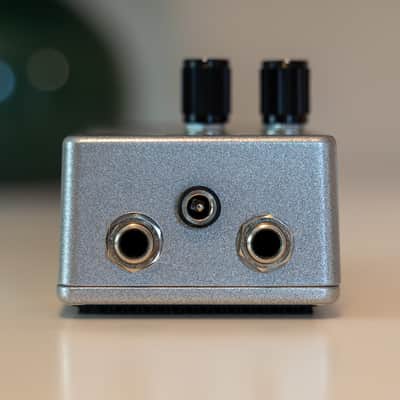 Sushi Box Finally V2 Tube Direct Box - With Bass in Mind Edition w/ Box *USED* (2020s - Silver) image 3