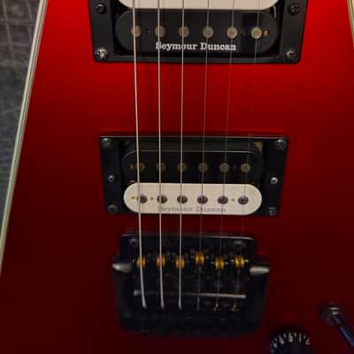 Dean V Select 24 Kahler 2021 - Metallic Red Satin image 11