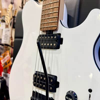 🌟B-Stock🌟 Sterling by Music Man SUB Axis~White W/Black Binding Electric Guitar image 4