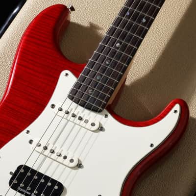 FENDER CUSTOM SHOP Custom Deluxe Stratocaster with Flame Maple Top, HSS, Candy Red [7586] (03/23) image 2