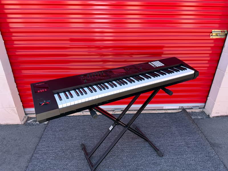 Roland FA-08 88-Key Music Workstation