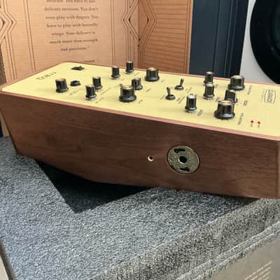 Moog Claravox Centennial Theremin with Stand 2020 - Present - Gold image 13