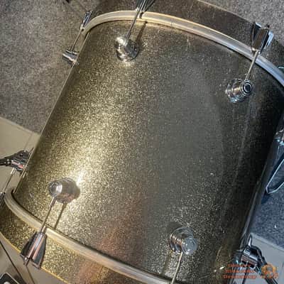 DW Performance 20,10,12,14 Maple Drum Kit - Gold Sparkle image 5