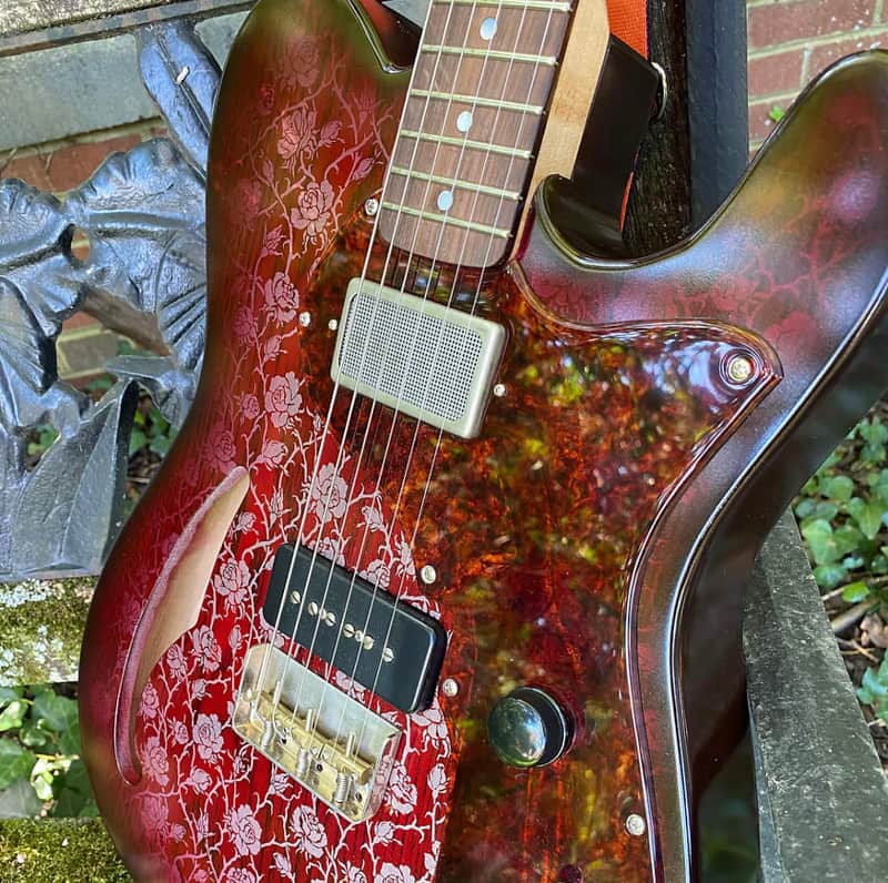 Echopark clarence case study - paisley / burgandy image 1