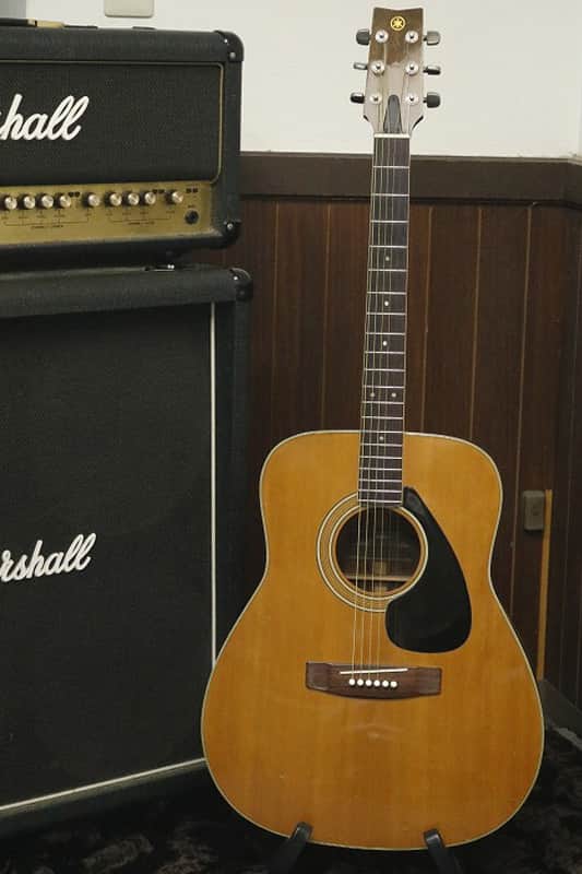 Rare Vintage 1975 made Black Label Yamaha FG-300J Black Label Acoustic Guitar Made in Japan - Very Good