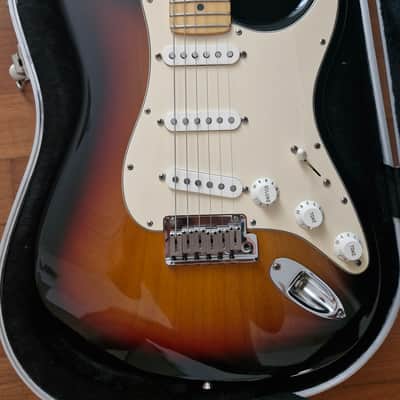 Fender 50th Anniversary American Standard/series Stratocaster 2004 - Sunburst Bild 4
