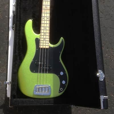 G&L USA LB-100 Margarita Metallic Electric Bass Guitar Maple Neck Hardshell Case G & L image 7